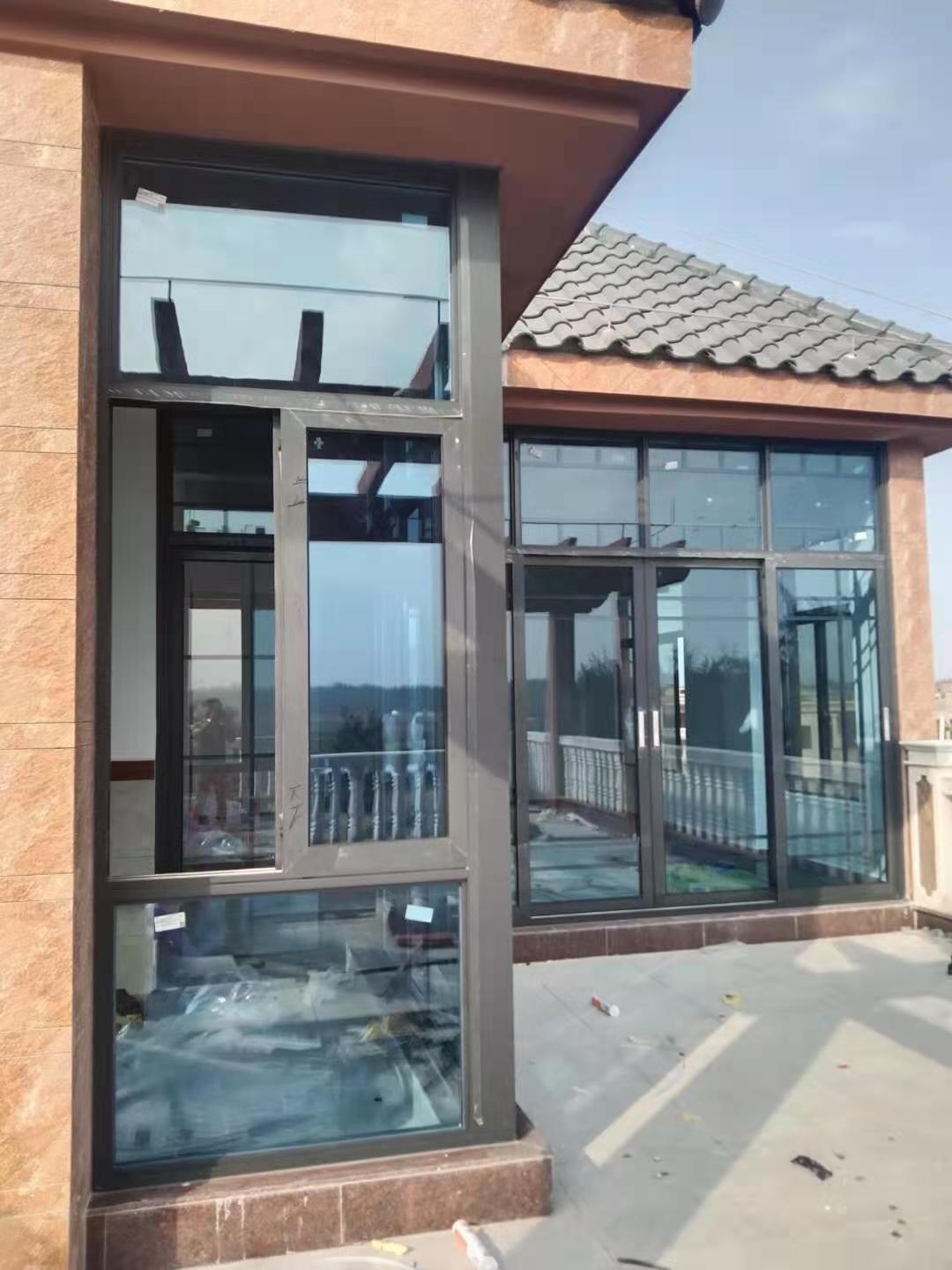 海南万宁封阳台3.0中窄重型推拉门