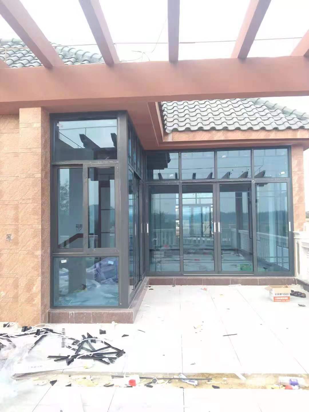 海南万宁封阳台3.0中窄重型推拉门