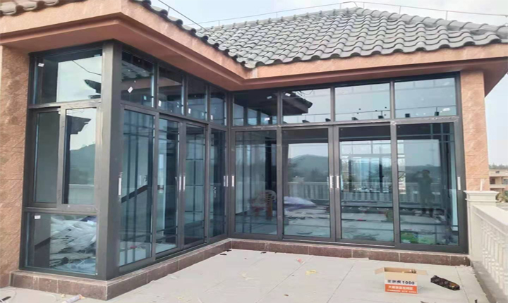 海南万宁-中窄重型3.0推拉门